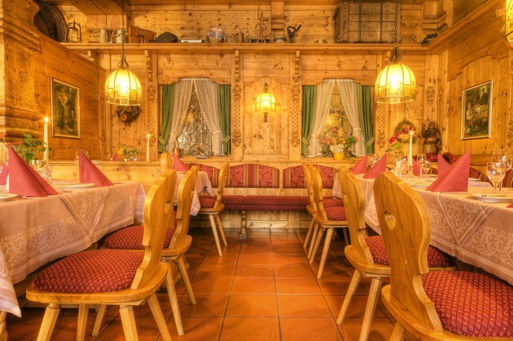 Hotel Zur Post Бернкастель-Кюс Экстерьер фото
